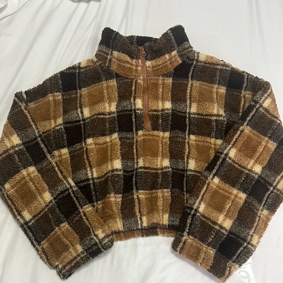 3/$40 NWT Cropped teddy bear jacket 1/4 zip large - Picture 1 of 4